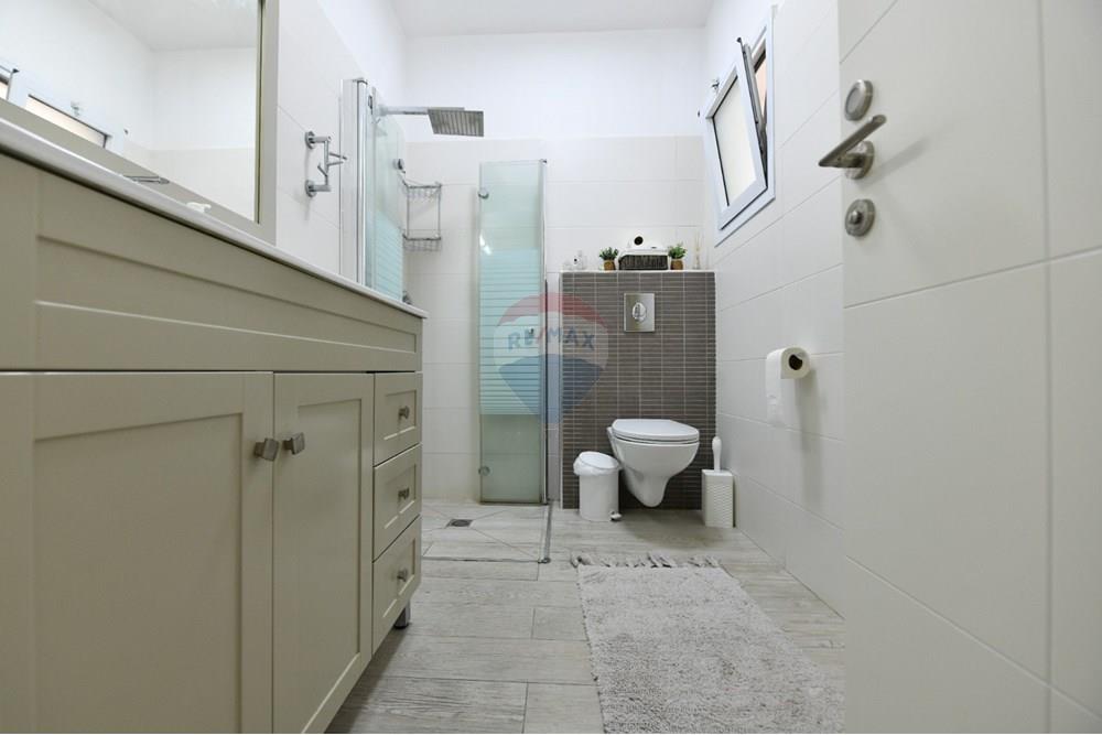 Apartment for Sale in Givat Shmuel - Image 5