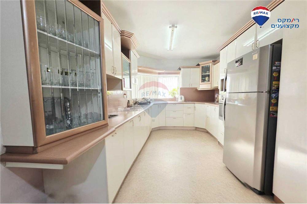Apartment for Sale in Hadera - Image 3