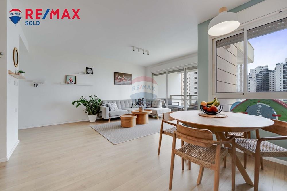Apartment for Sale in Petah Tikva - Image 4