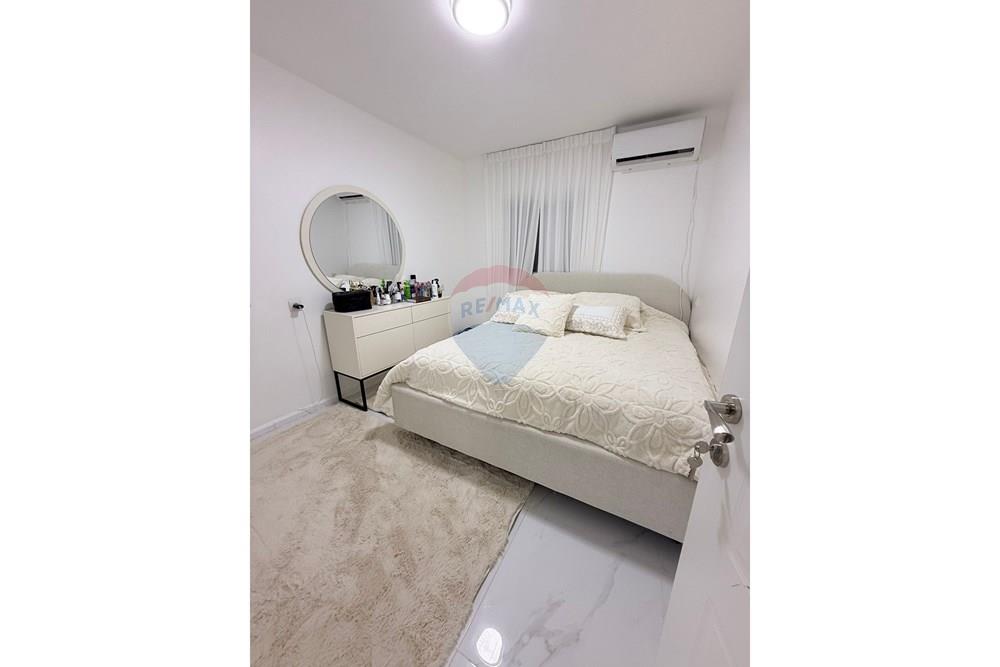 Apartment for Sale in Lod - Image 6