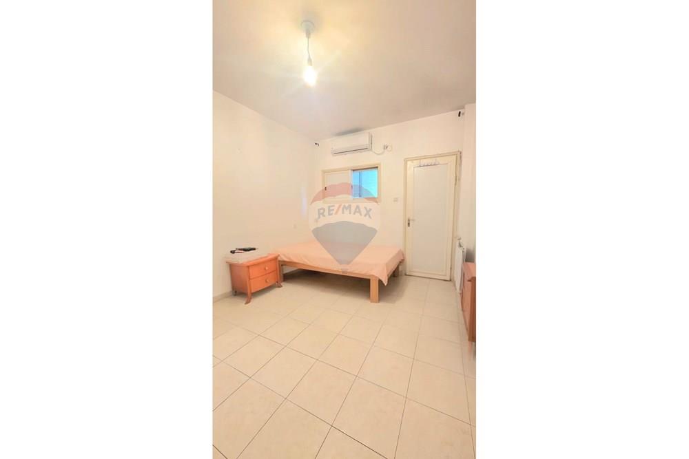 Apartment for Sale in Hadera - Image 4