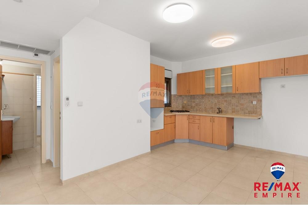 Apartment for Sale in Rishon LeZion - Image 7