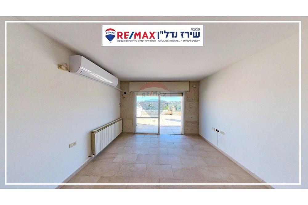 Apartment for Sale in Jerusalem - Image 6