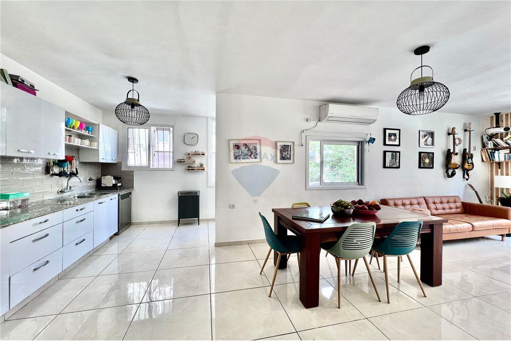 Apartment for Sale in Netanya - Image 1