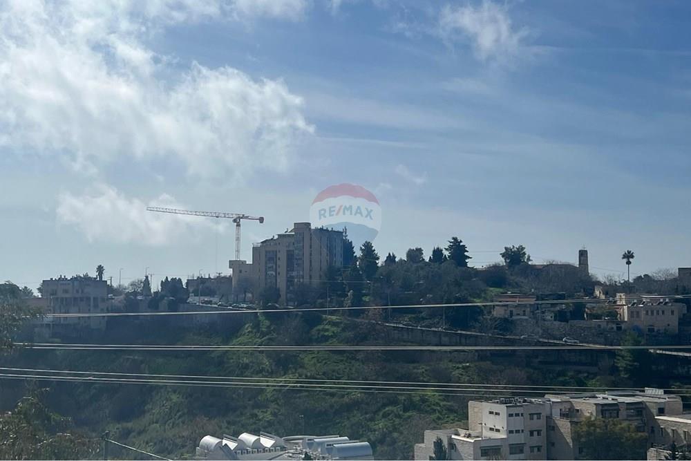 Apartment for Sale in Safed - Image 3