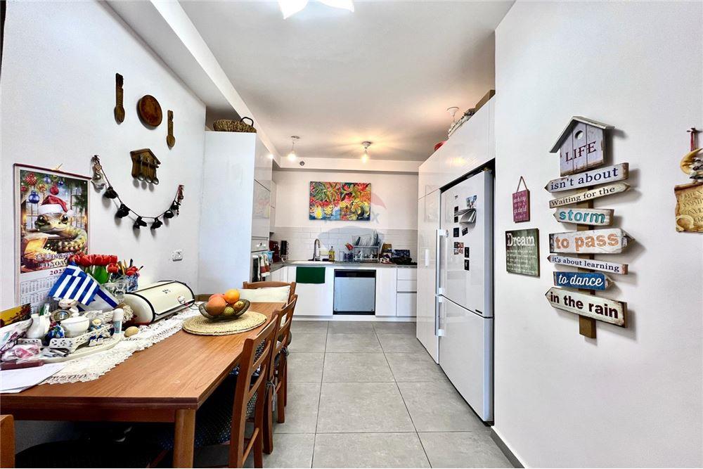 Apartment for Sale in Netanya - Image 5