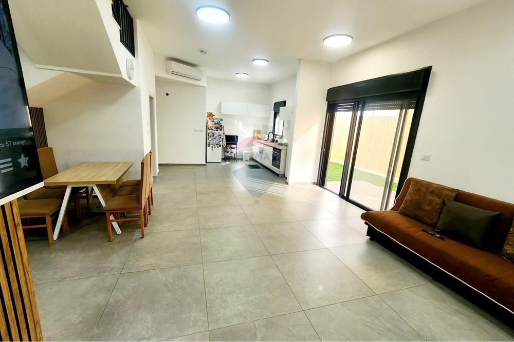House for Sale in Sderot - Image 1