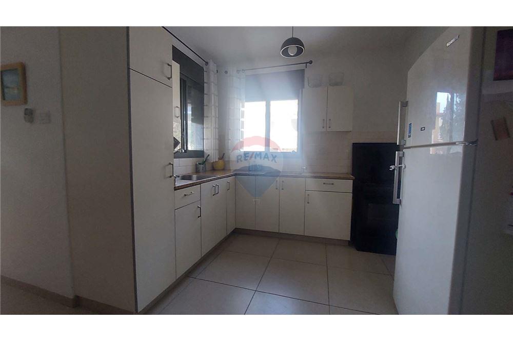 Apartment for Sale in Safed - Image 4