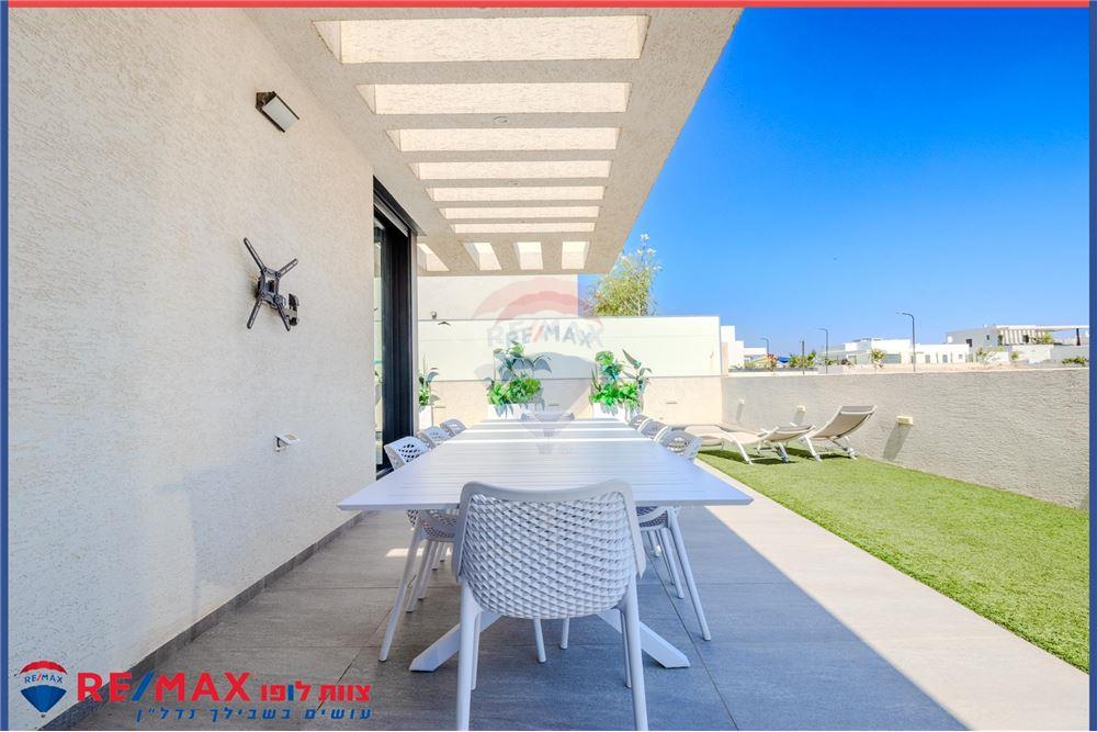 Apartment for Sale in אומן - Image 4