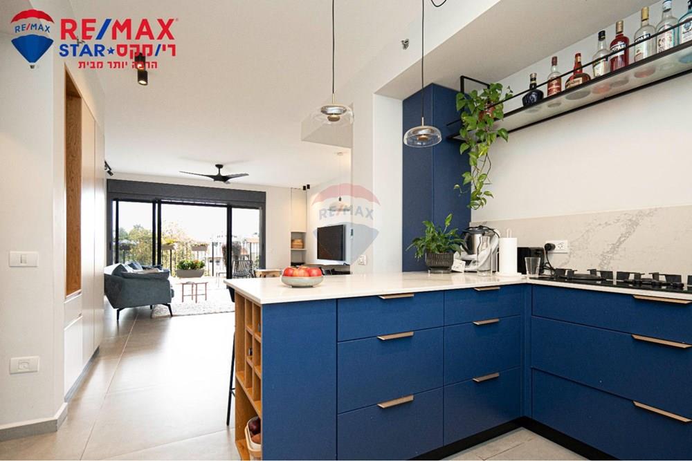 Apartment for Sale in Herzliya - Image 3