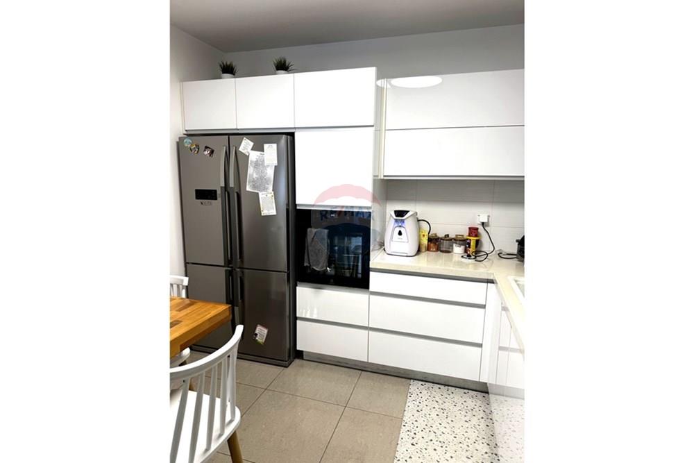 Apartment for Sale in Ashkelon - Image 5