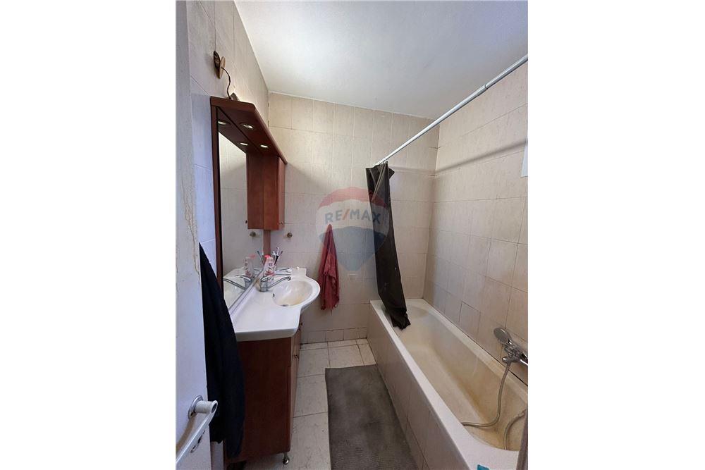 Apartment for Sale in Kiryat Yam - Image 4