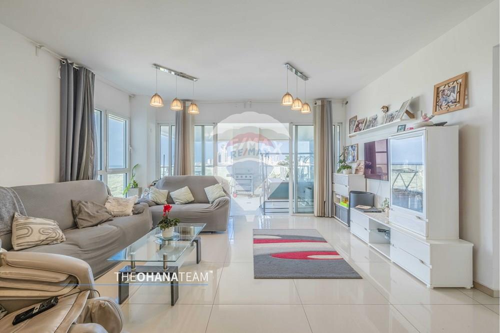 Apartment for Sale in Netanya - Image 2
