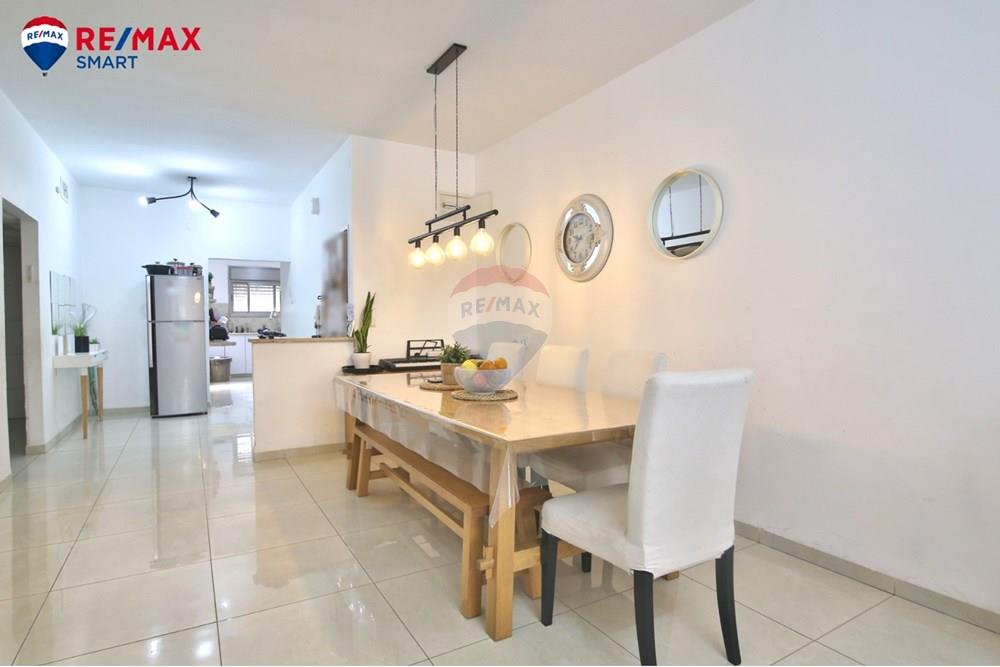 Apartment for Sale in Kiryat Yam - Image 3