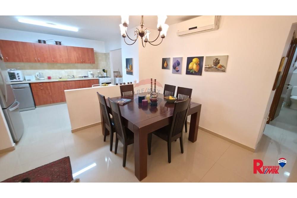 Apartment for Sale in Holon - Image 5