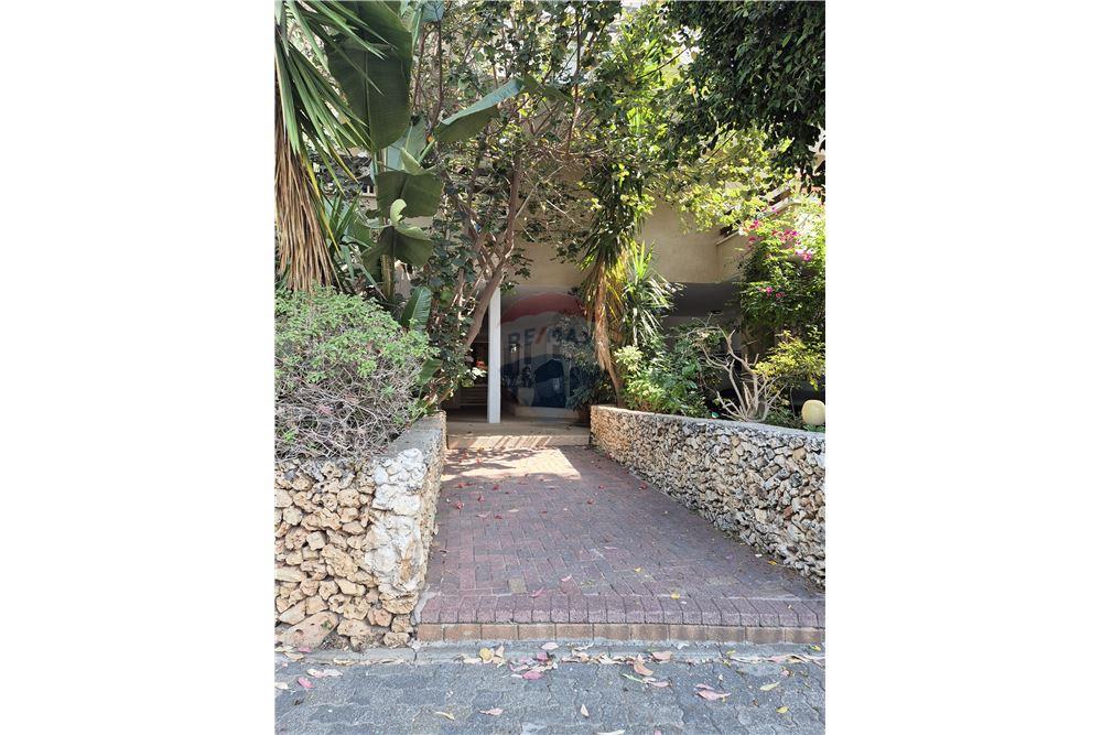 Apartment for Sale in Herzliya - Image 1