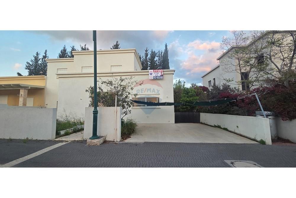 Apartment for Sale in כפר תבור - Image 1