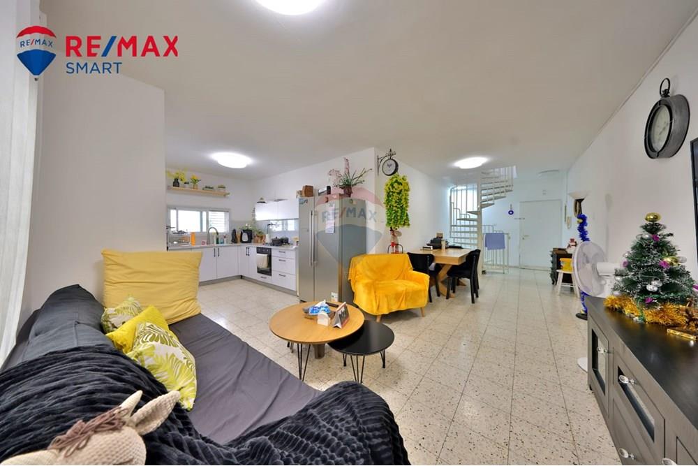 Apartment for Sale in קרית אתא - Image 4