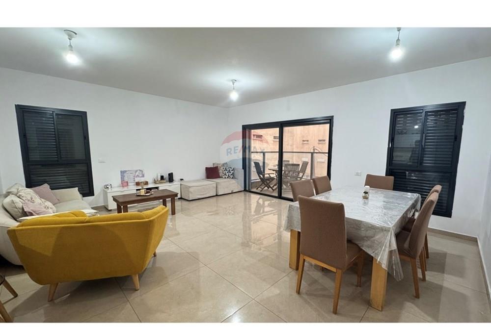 Apartment for Sale in Afula - Image 3