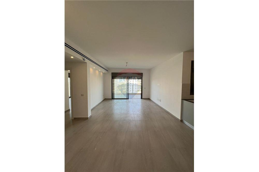 Apartment for Sale in Herzliya - Image 2