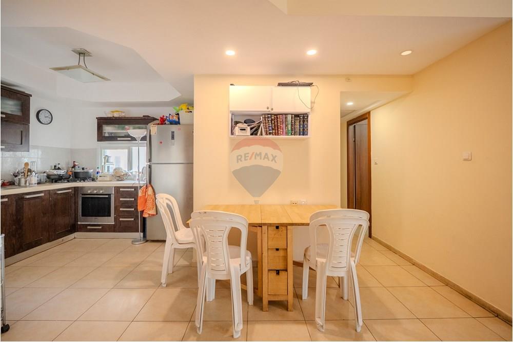 Apartment for Sale in Petah Tikva - Image 6