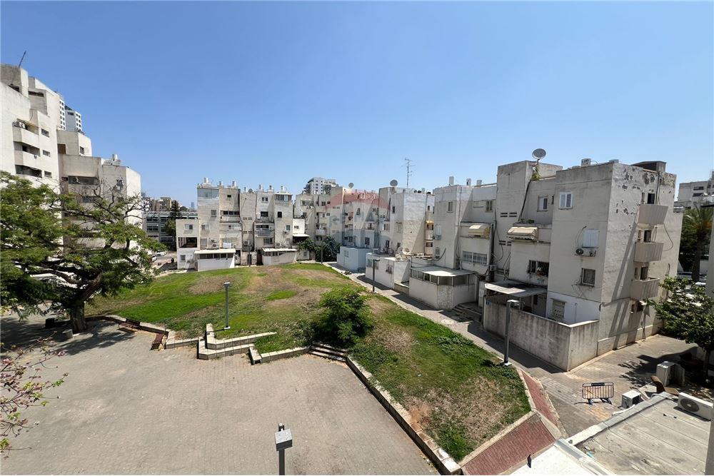Apartment for Sale in Tel Aviv - Image 5