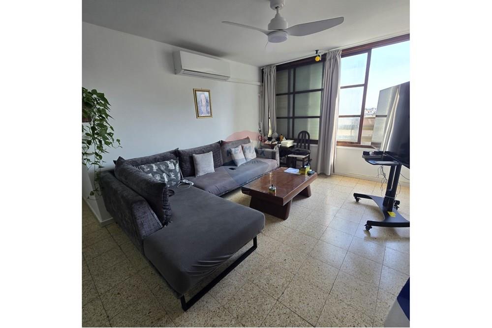 Apartment for Sale in Netanya - Image 1