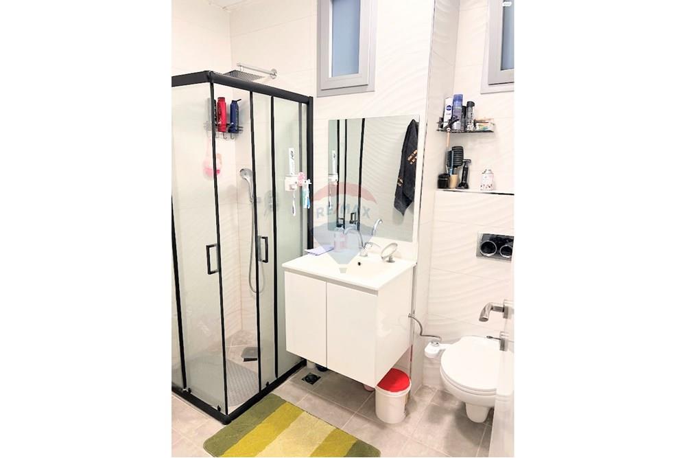 Apartment for Sale in מעלות - Image 5