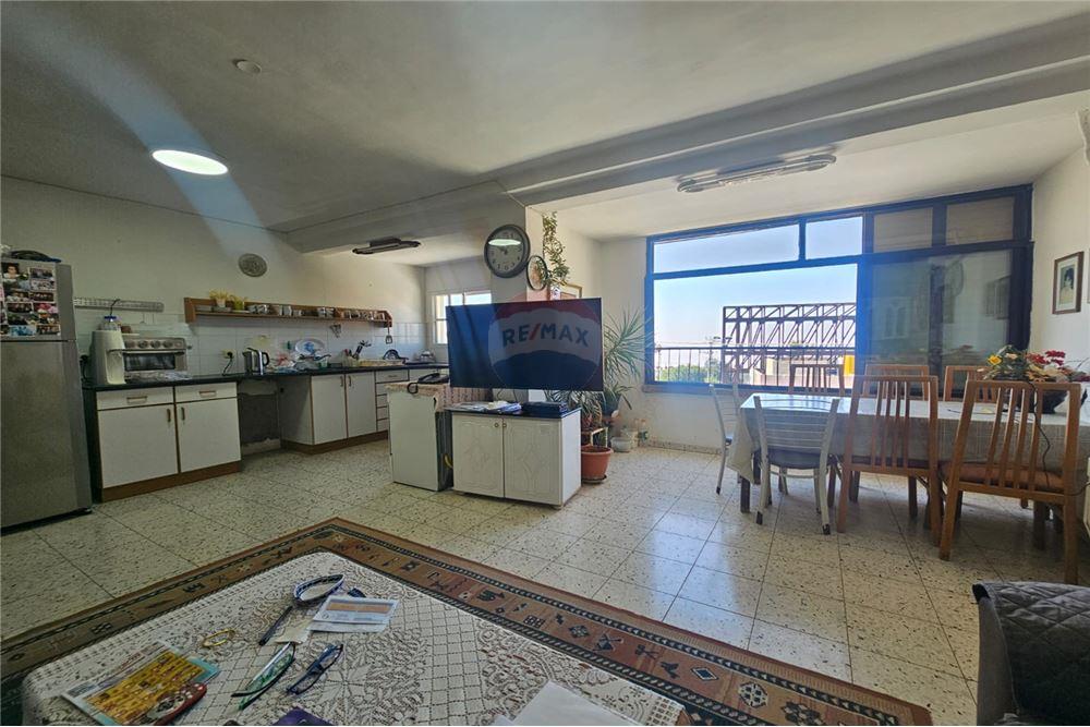 Apartment for Sale in Safed - Image 1