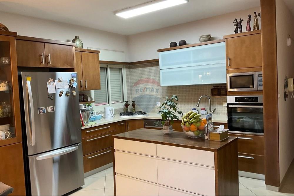 Apartment for Sale in Nahariya - Image 4