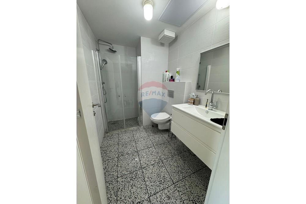 Apartment for Sale in Tel Aviv - Image 7