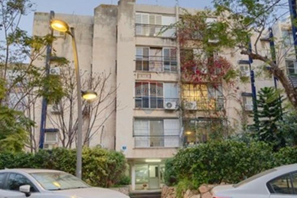 Apartment for Sale in Rishon LeZion - Image 4