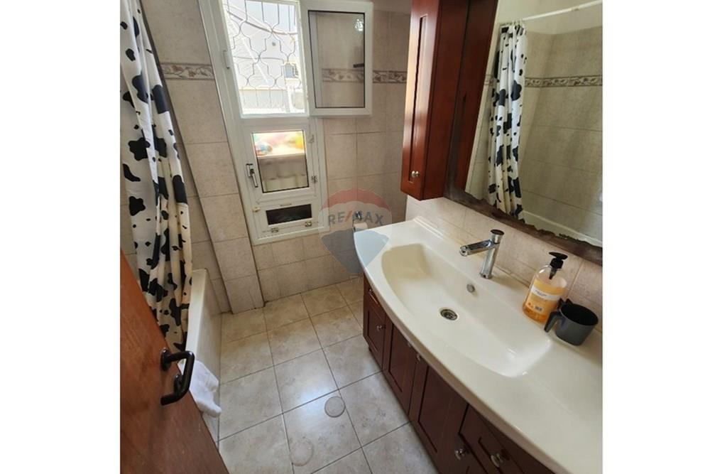 Apartment for Sale in Bat Yam - Image 5