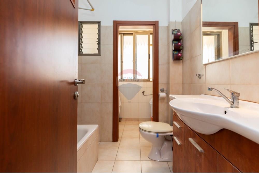 Apartment for Sale in Netanya - Image 3