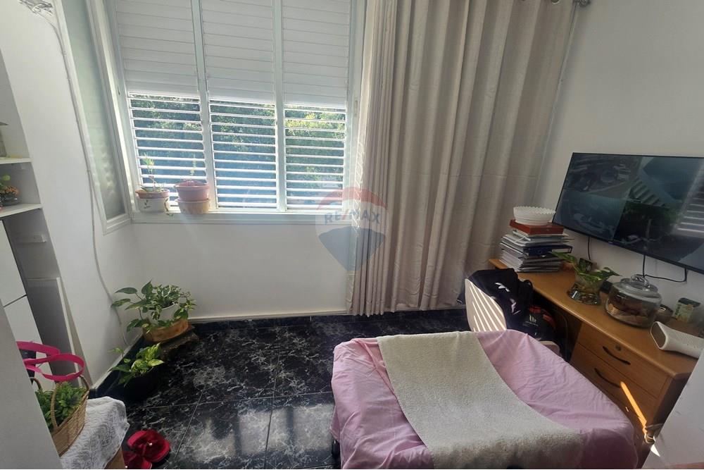 Apartment for Sale in Haifa - Image 2