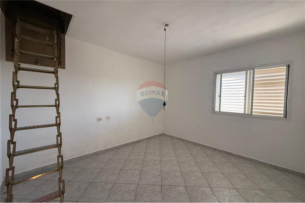 Apartment for Sale in נוף הגליל - Image 6