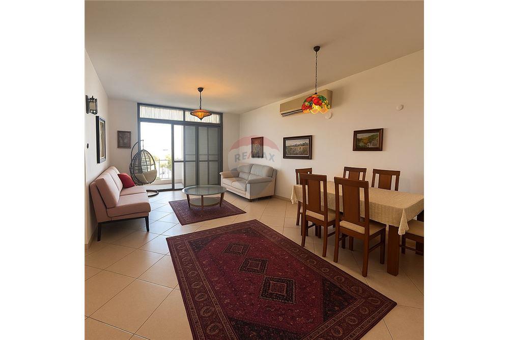 Apartment for Sale in קרית מוצקין - Image 1