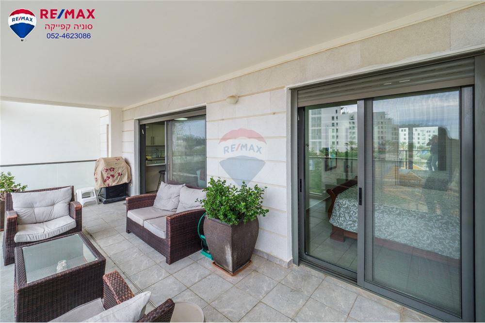 Apartment for Sale in Nahariya - Image 1