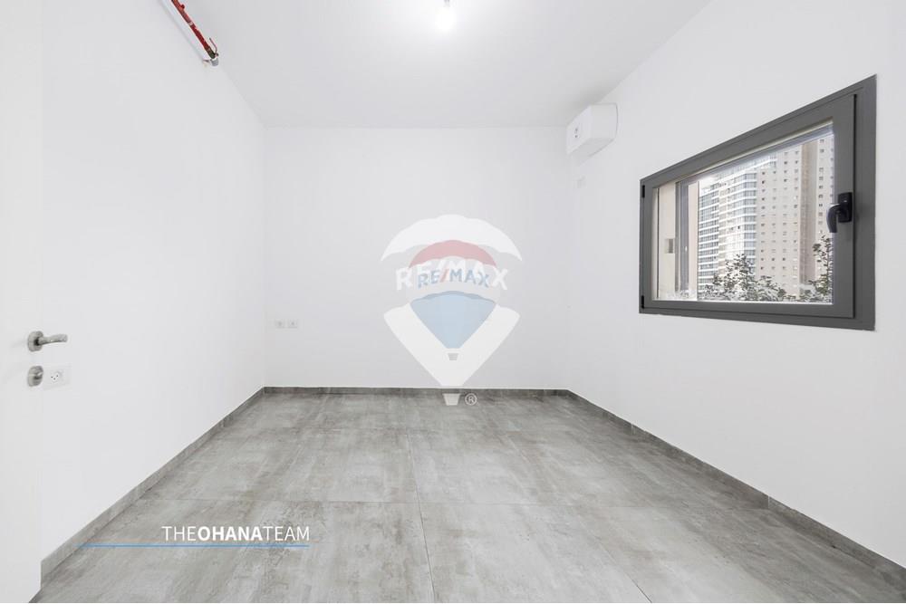 Apartment for Sale in Netanya - Image 3