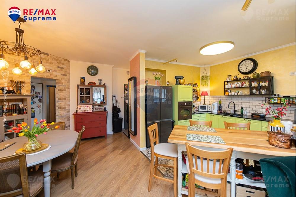 Apartment for Sale in נשר - Image 4