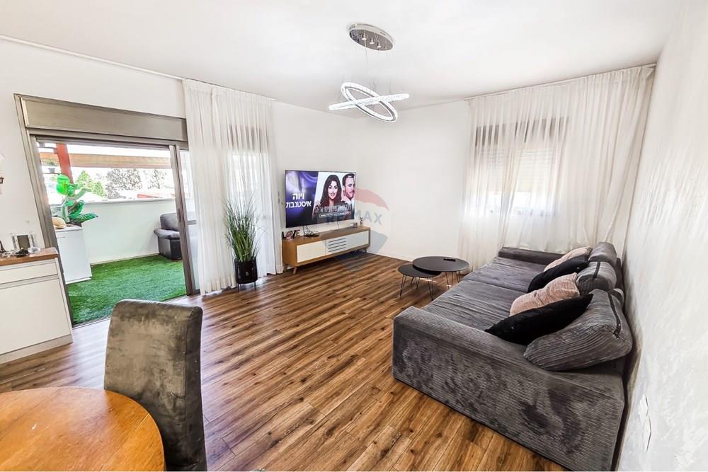 Apartment for Sale in קרית ביאליק - Image 1
