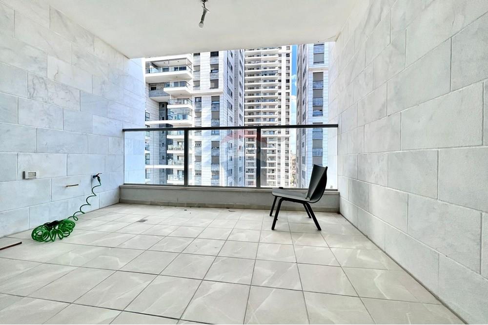 Apartment for Sale in Netanya - Image 7