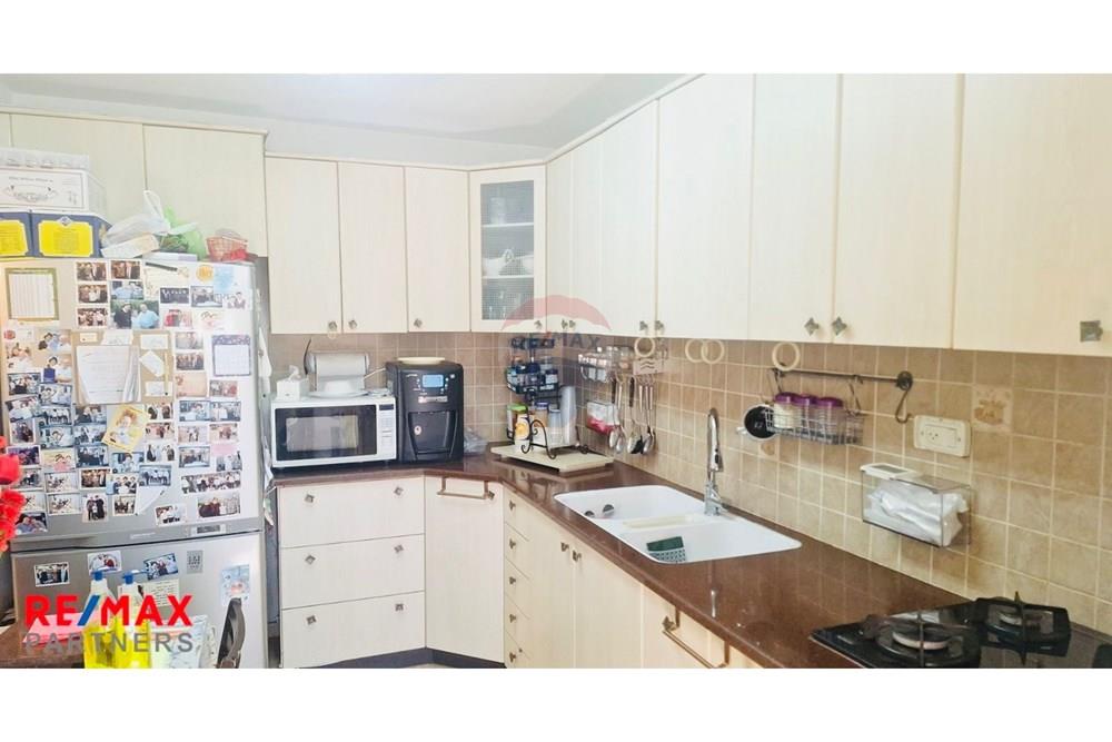 Apartment for Sale in Petah Tikva - Image 5