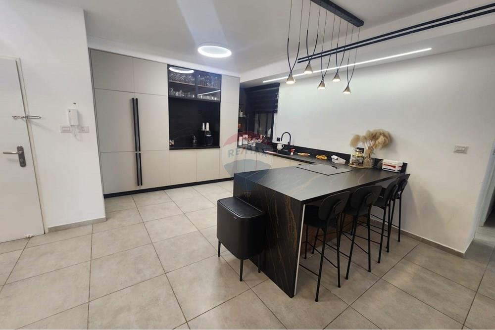 Apartment for Sale in Sderot - Image 2