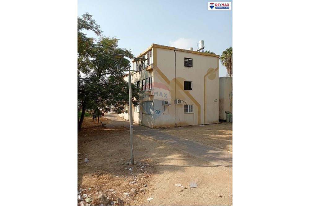 Apartment for Sale in קרית גת - Image 1