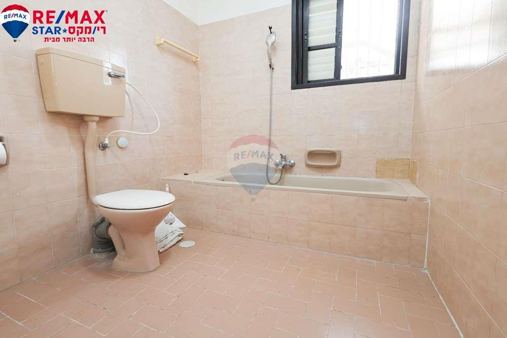Apartment for Sale in Herzliya - Image 5