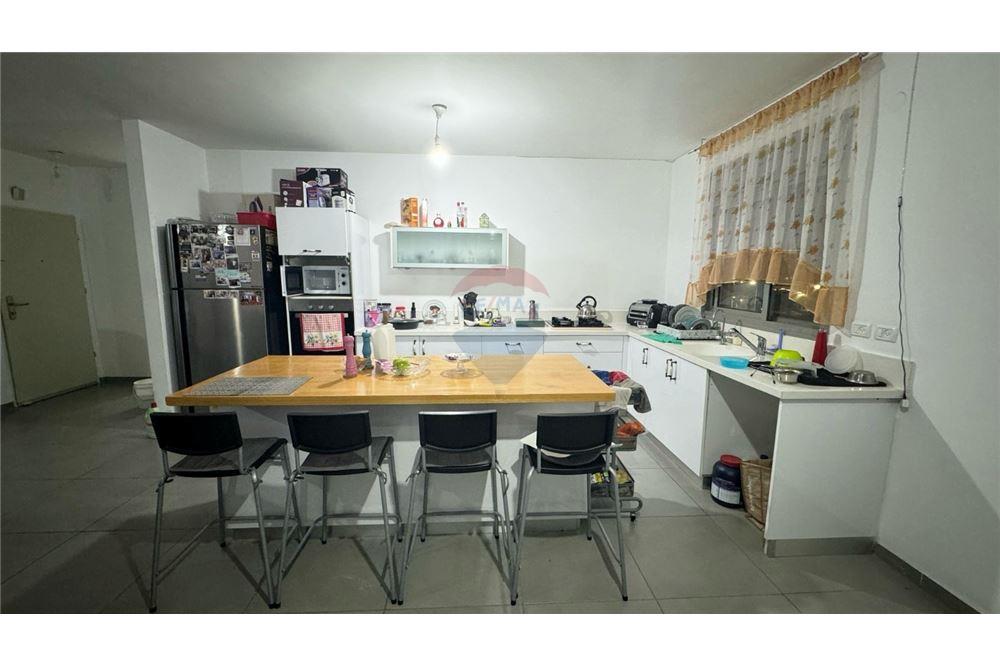 Apartment for Sale in Afula - Image 1