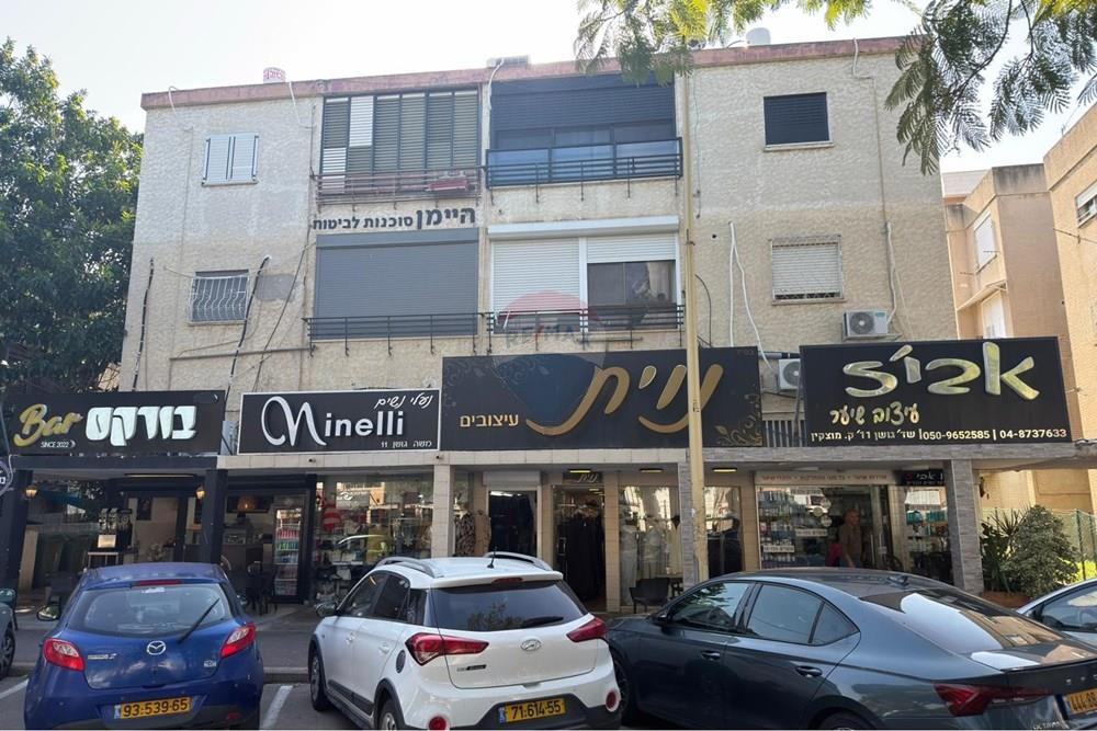 Apartment for Sale in קרית מוצקין - Image 6