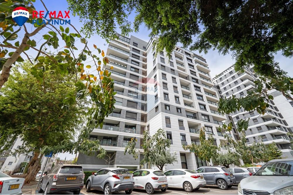Apartment for Sale in קרית אונו - Image 6