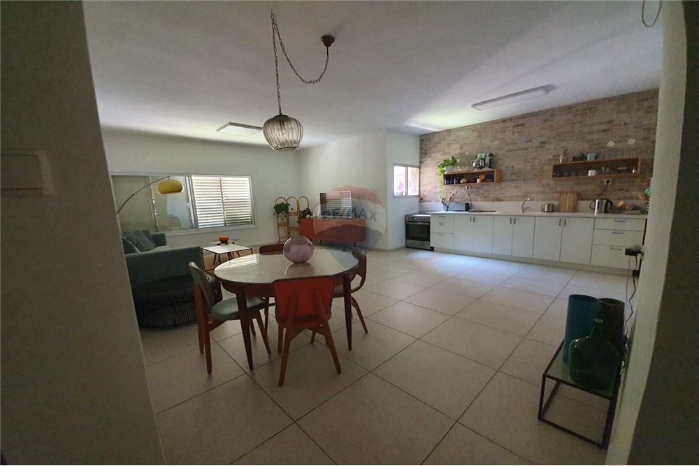 Apartment for Sale in Afula - Image 6